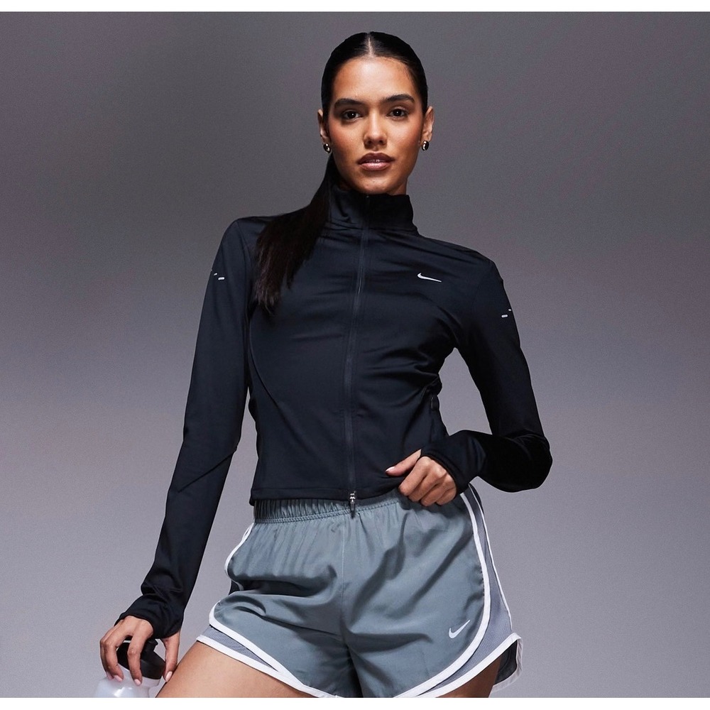 Nike Womens Swift Dri-Fit Full-Zip Mid-Layer‎ Running Top Jacket Black Sz XS NWT - Picture 2 of 14